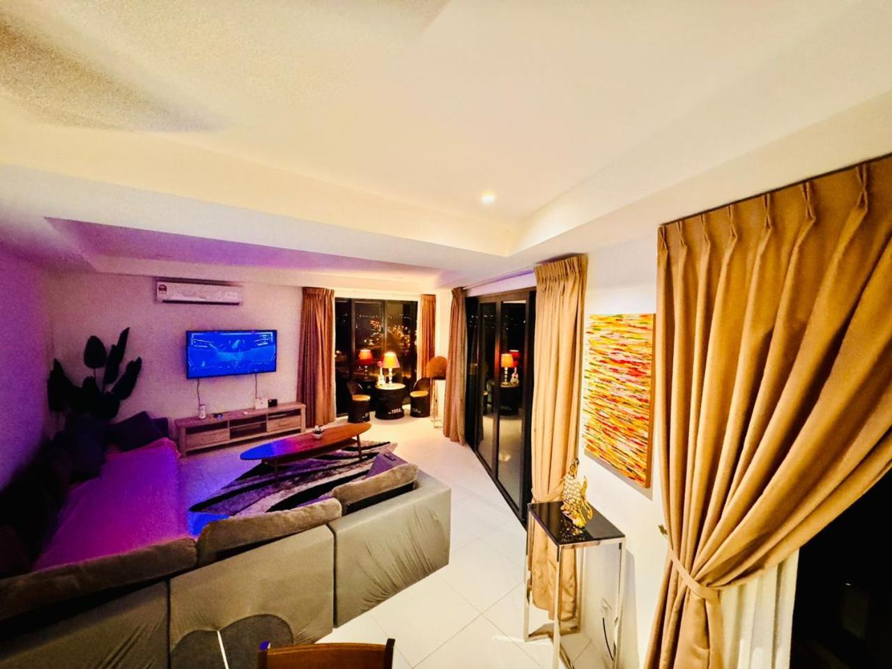 Apartment Saradise Merriton Luxury Balcony 3br Hfloor W Flight View & Free 2cpark