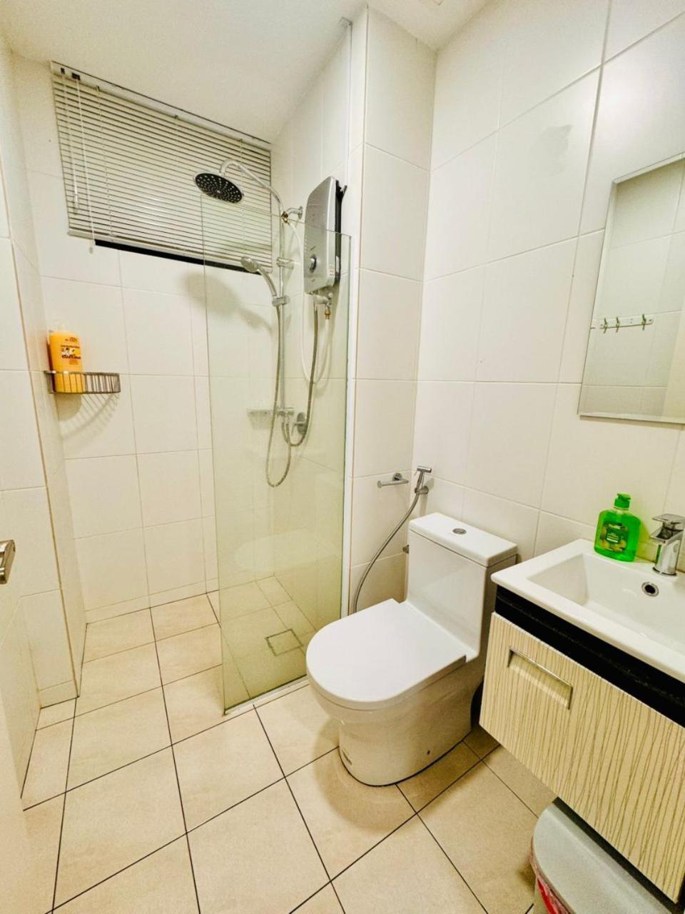 Apartment Saradise Merriton Luxury Balcony 3br Hfloor W Flight View & Free 2cpark